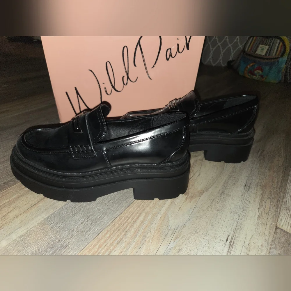 Wild Pair Nelley Platform Lug Sole Platform Loafers - Picture 6 of 14